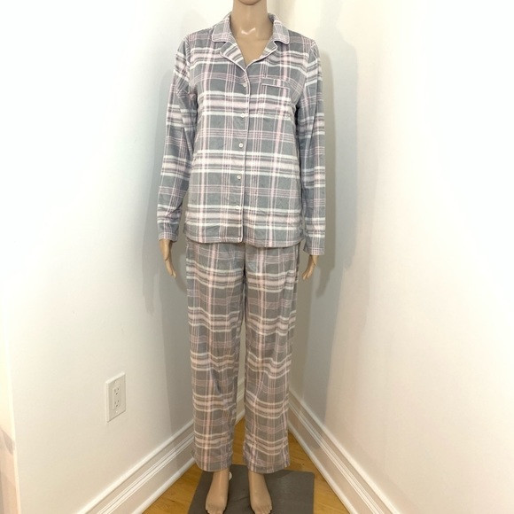 New Women’s Gray Pink Plaid 2 Piece Pajama Set PJs - Picture 2 of 16